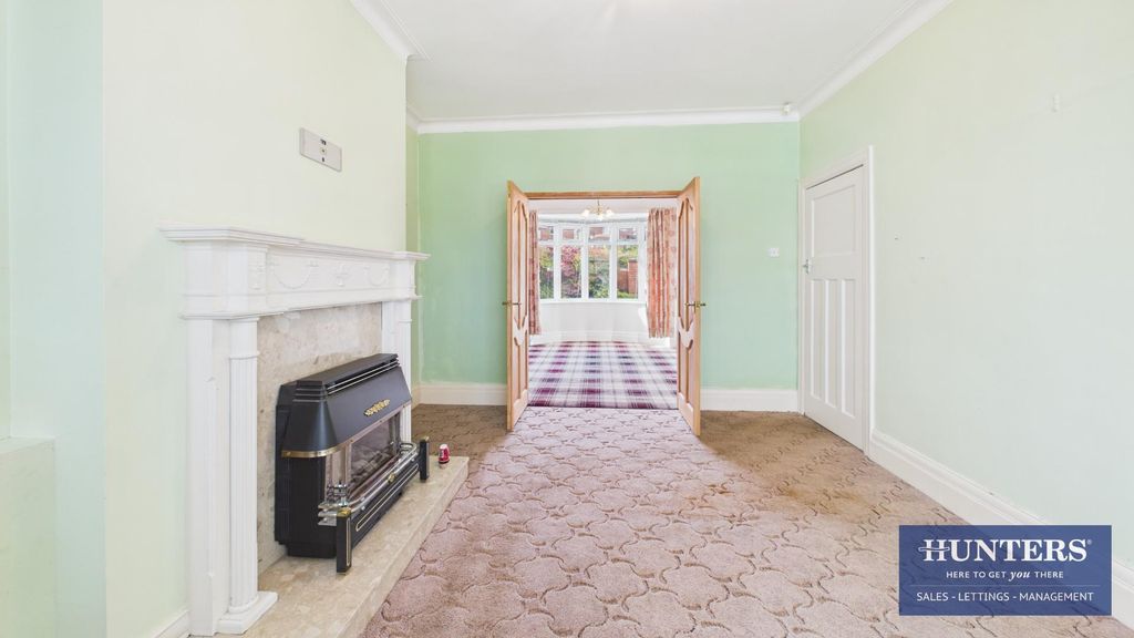 Property photo 2 of 14 Dining Room