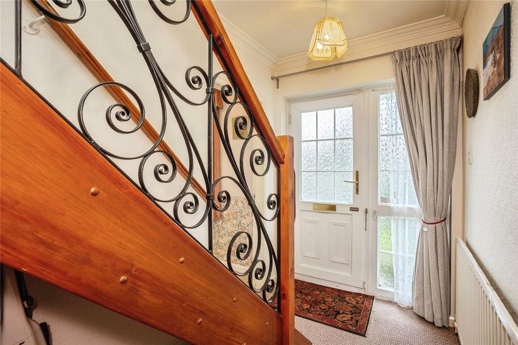 Property photo 2 of 27 Picture No. 20