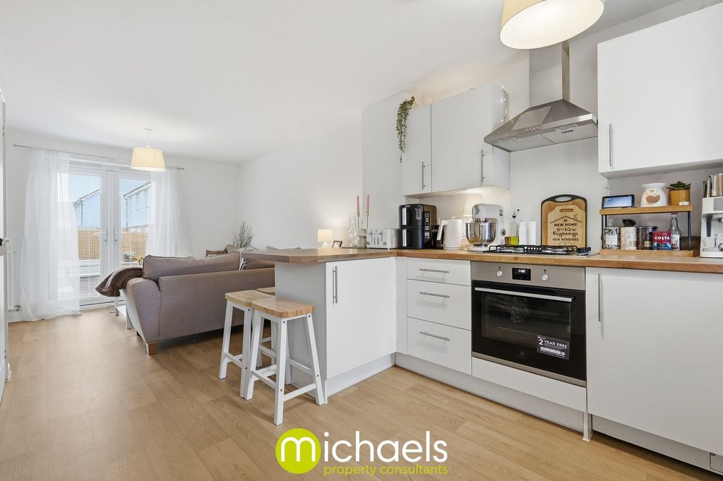 Property photo 3 of 22