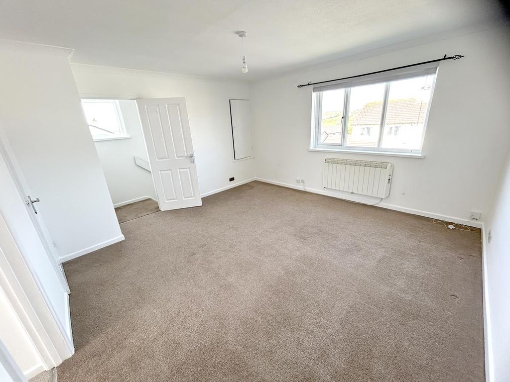 Property photo 2 of 14 Img_5893 2.Jpg