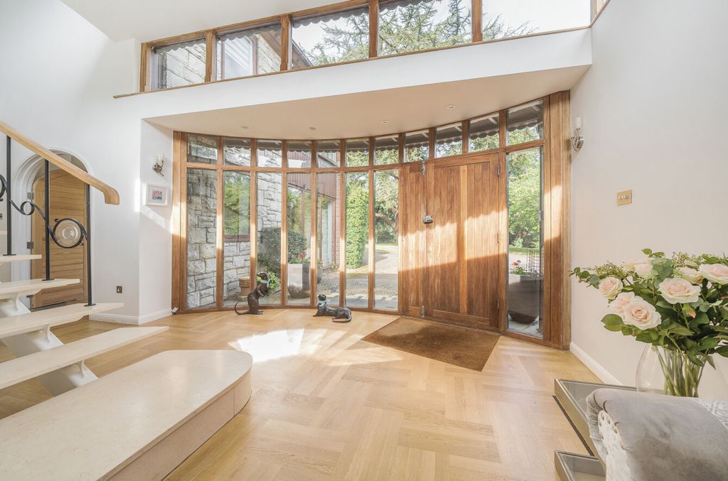 Property photo 3 of 39 Double Height Hall