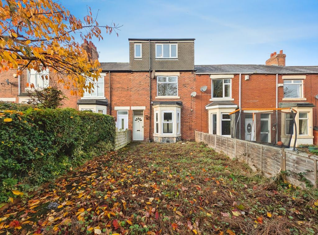 Property photo 1 of 15 Front View