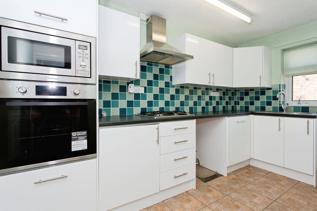 Property photo 2 of 14
