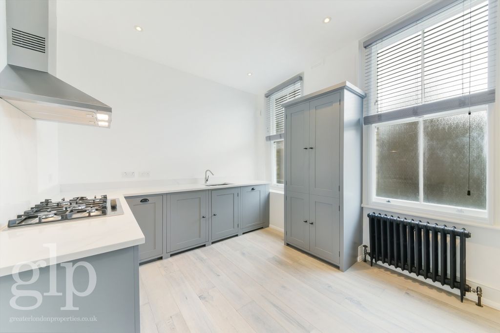 Property photo 3 of 20 980315