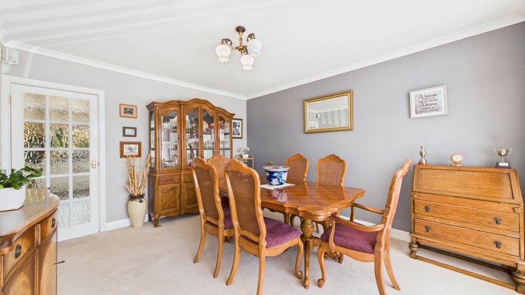 Property photo 3 of 15 Gallery