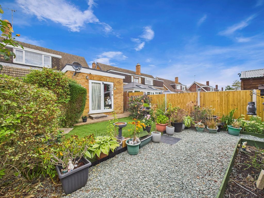 Property photo 2 of 27