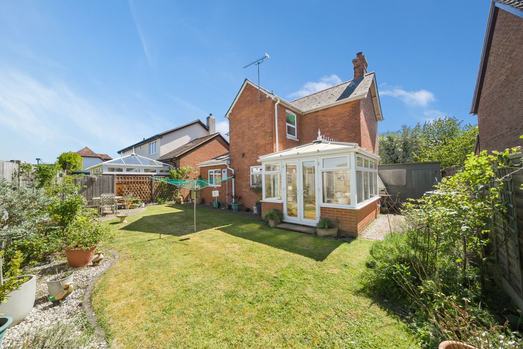 Property photo 2 of 18