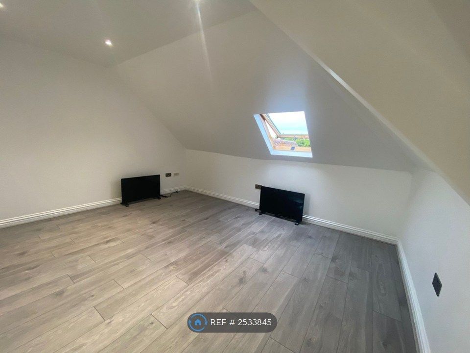 Property photo 2 of 11 Beautiful Open Plan Kitchen &amp; Living Room