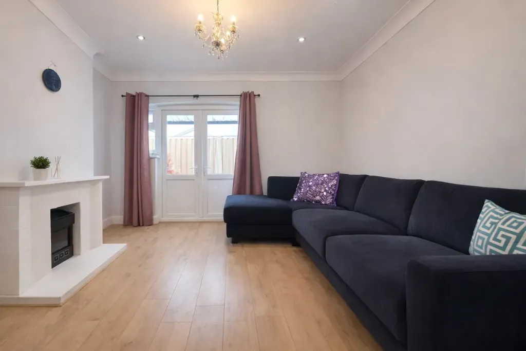 Property photo 2 of 23