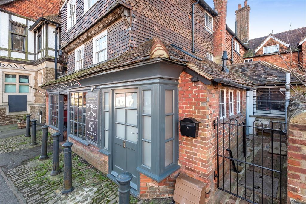 Property photo 3 of 11 Side View.Jpg