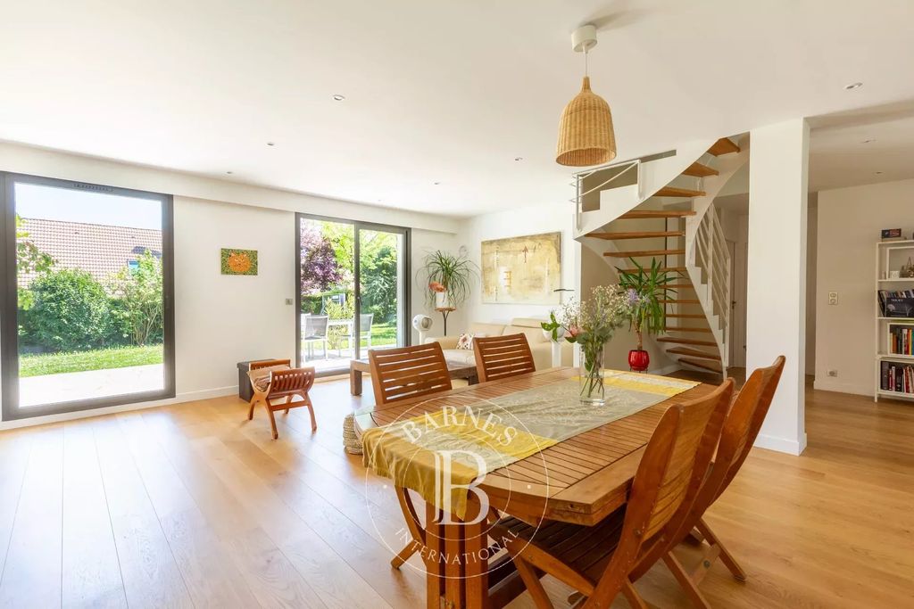 Property photo 3 of 19