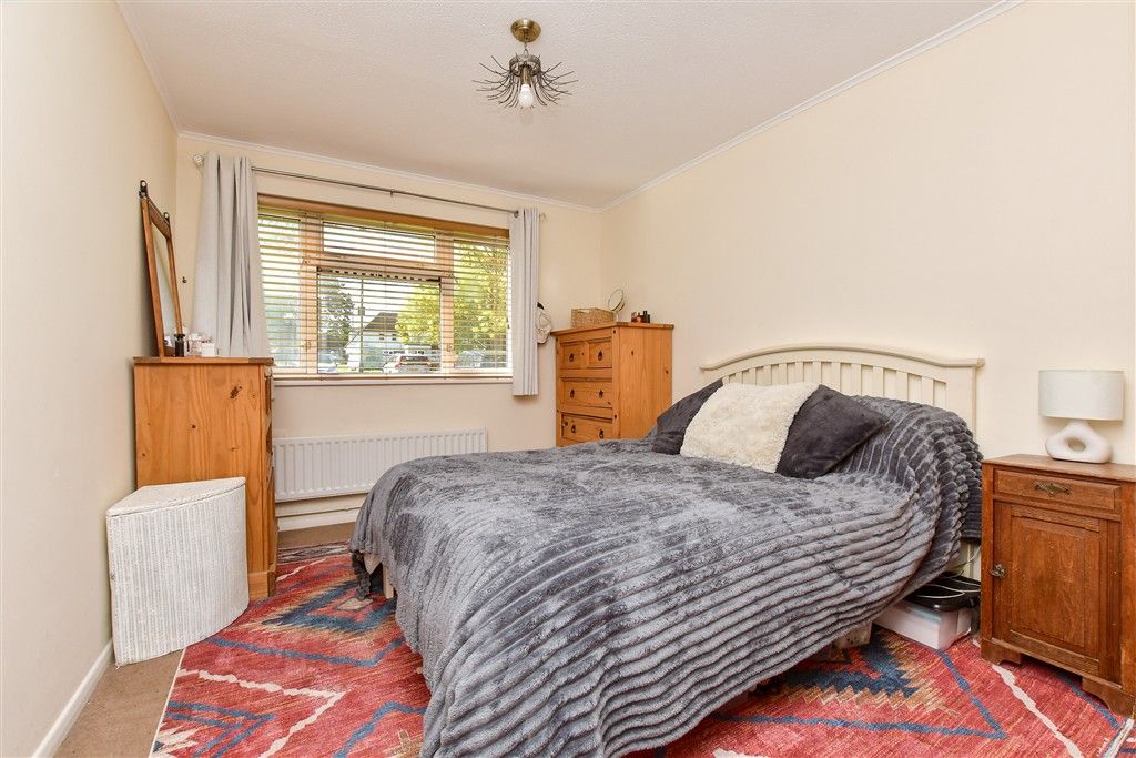 Property photo 2 of 7 Bedroom
