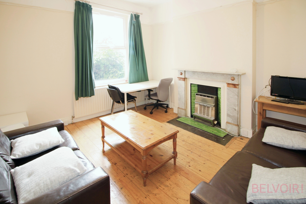 Property photo 3 of 19