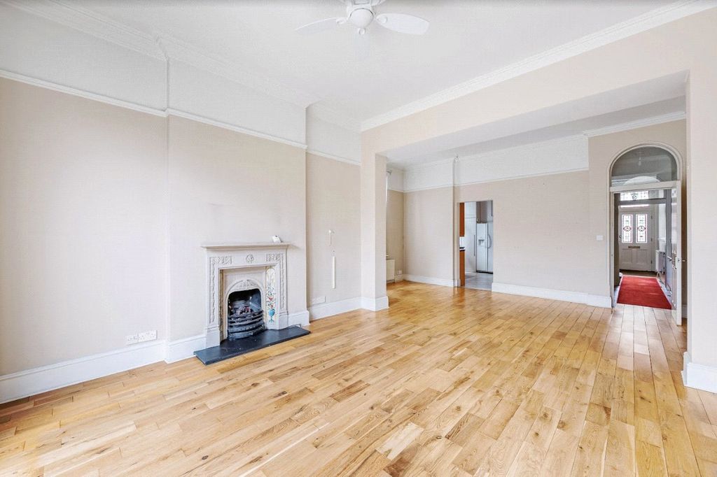 Property photo 2 of 20 Reception Room