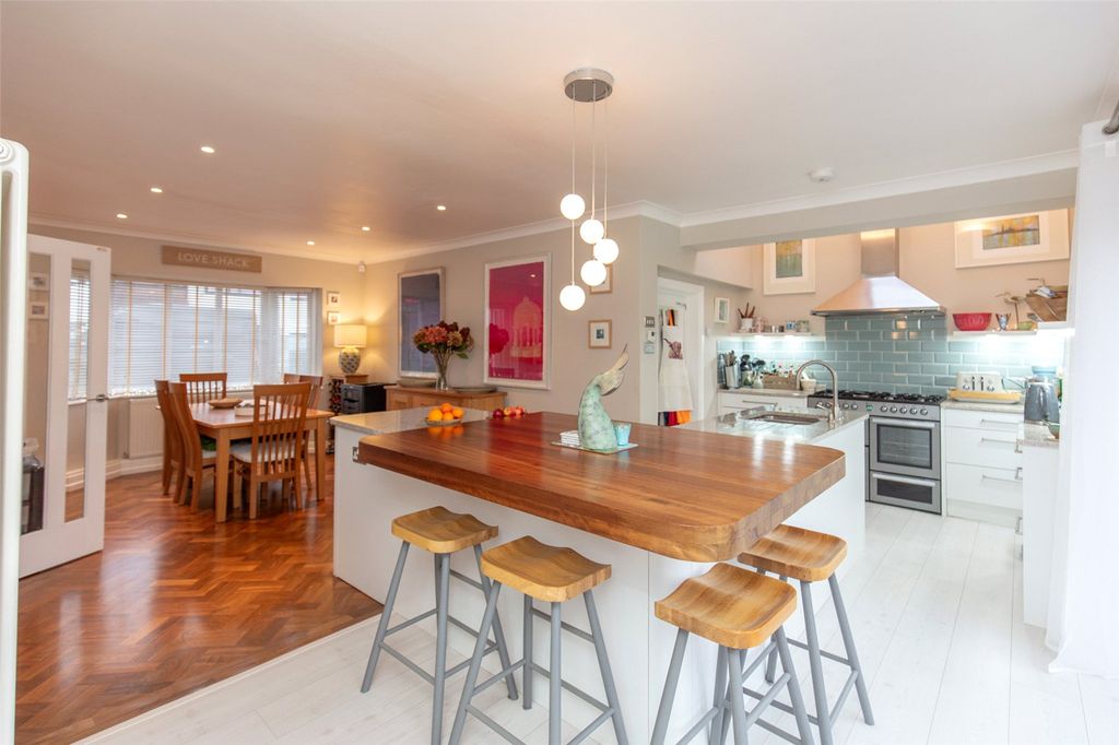 Property photo 1 of 29 Picture No. 29