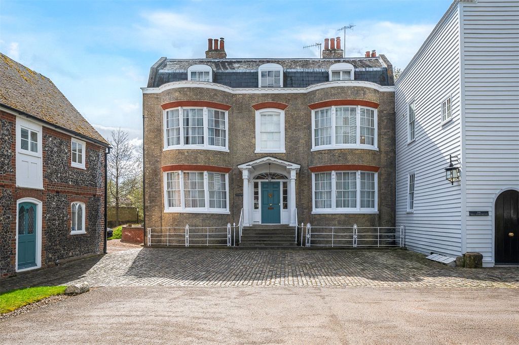 Property photo 1 of 37 Picture No. 51