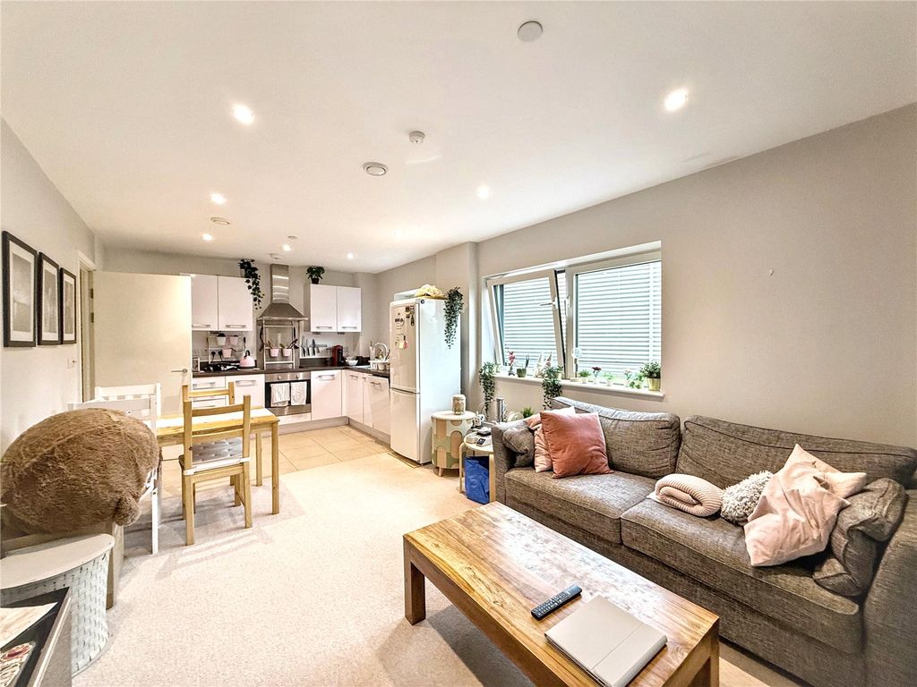 Property photo 1 of 10 Picture No. 18