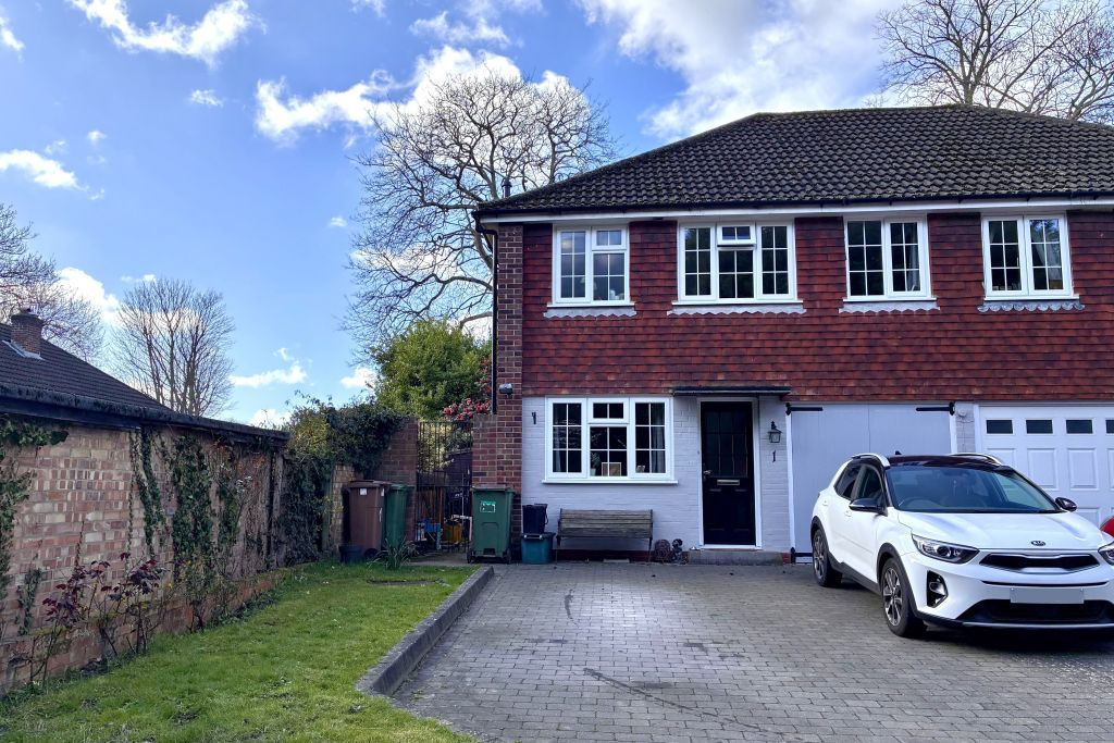 Property photo 1 of 25