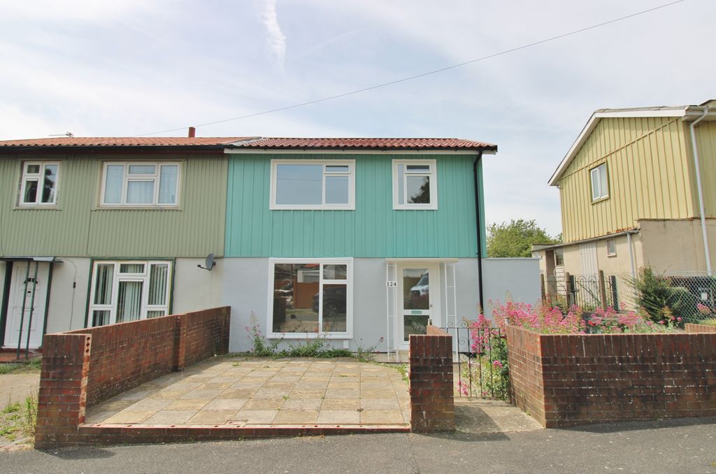 Property photo 1 of 24