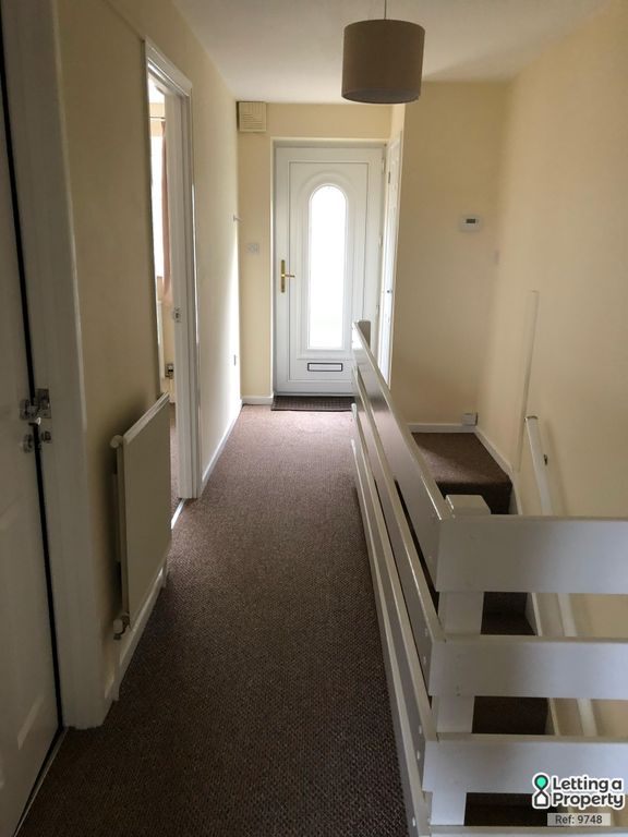 Property photo 2 of 25