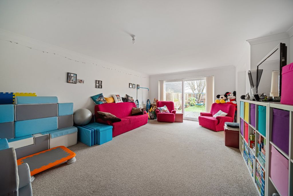 Property photo 2 of 20 4530754