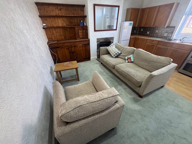 Property photo 3 of 13 Entrance Porch