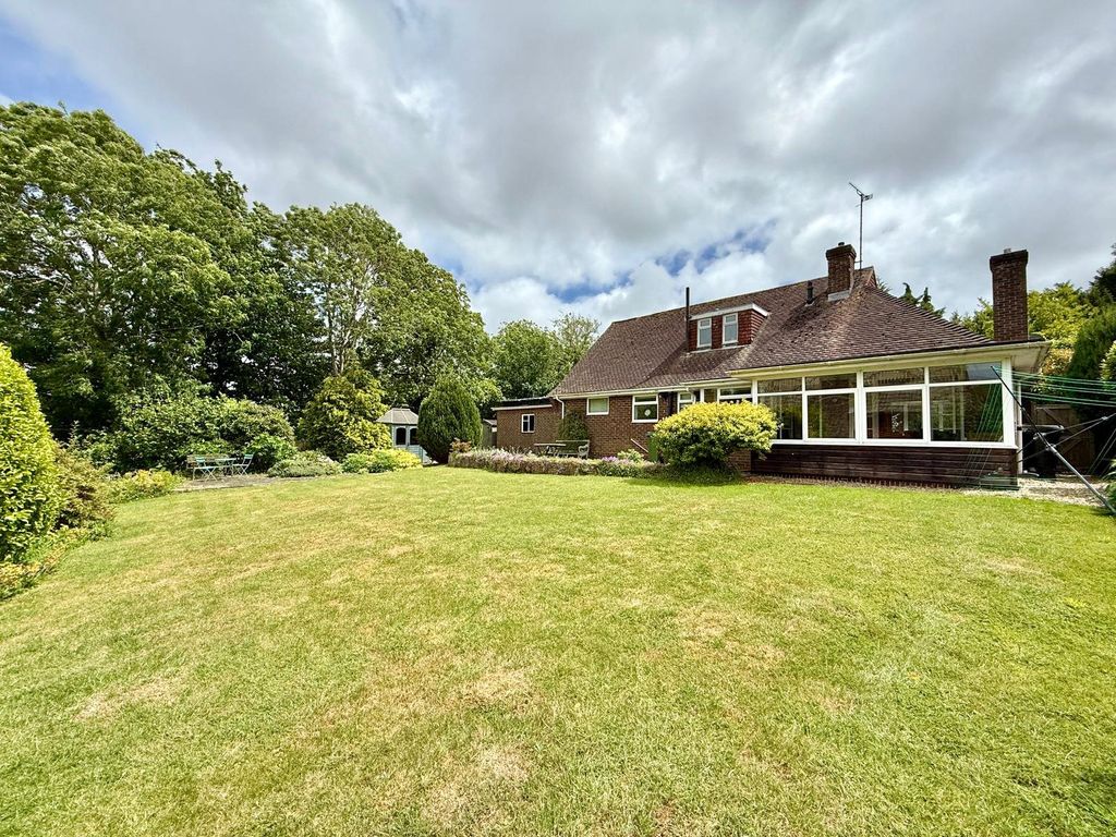 Property photo 3 of 14 Picture No. 12