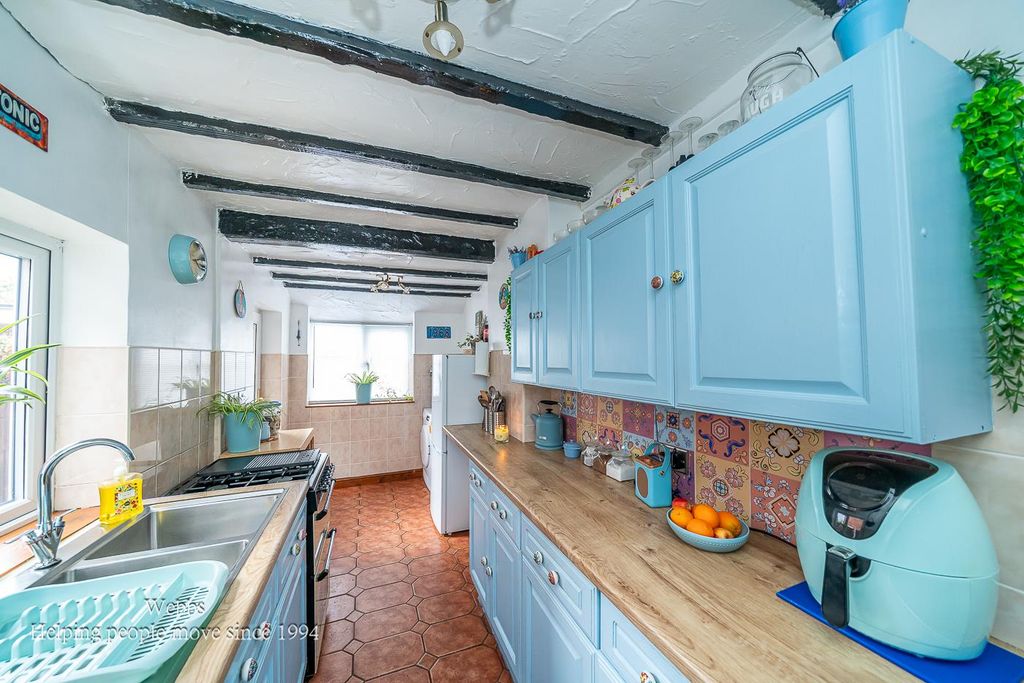 Property photo 3 of 24 Kitchen