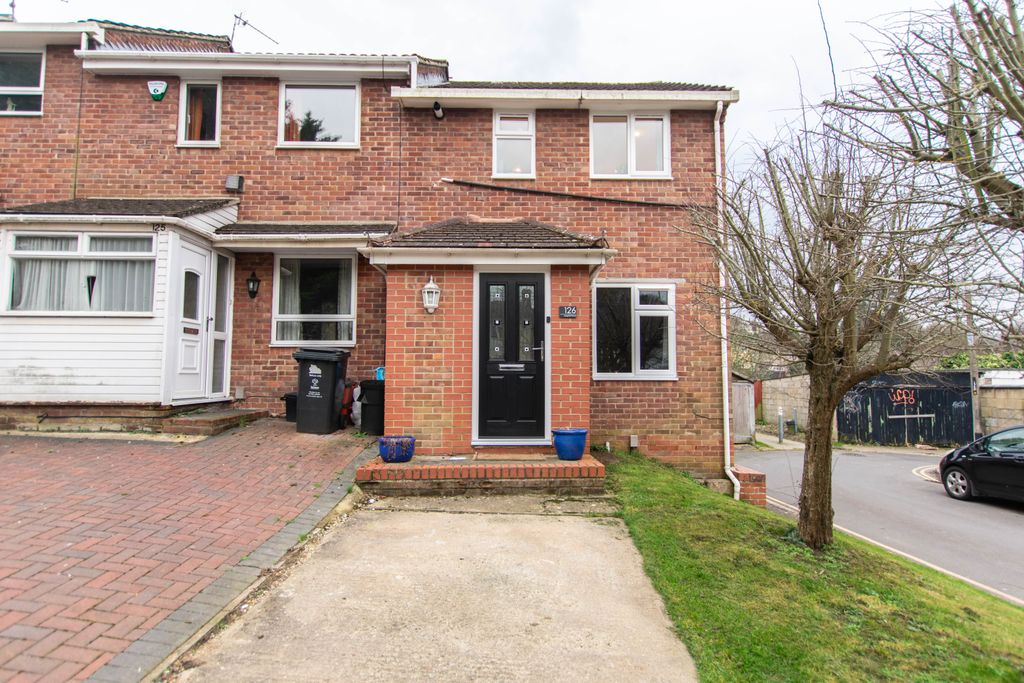 Property photo 1 of 12