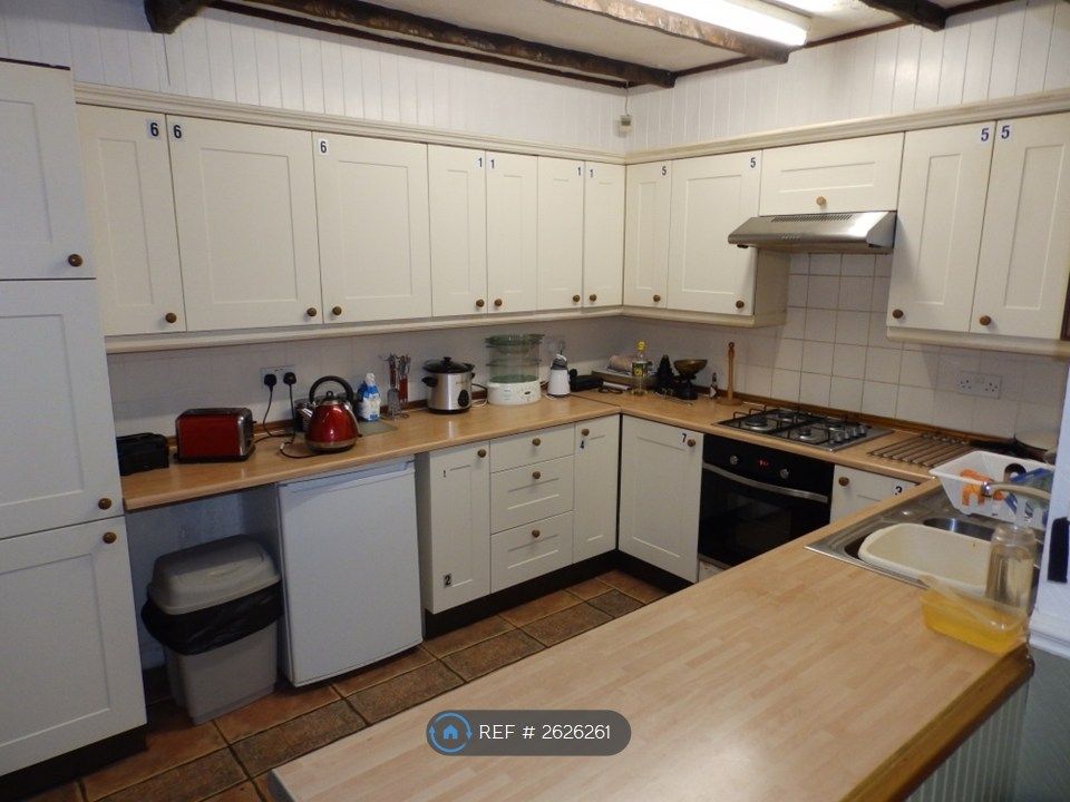 Property photo 3 of 6 Main House Kitchen