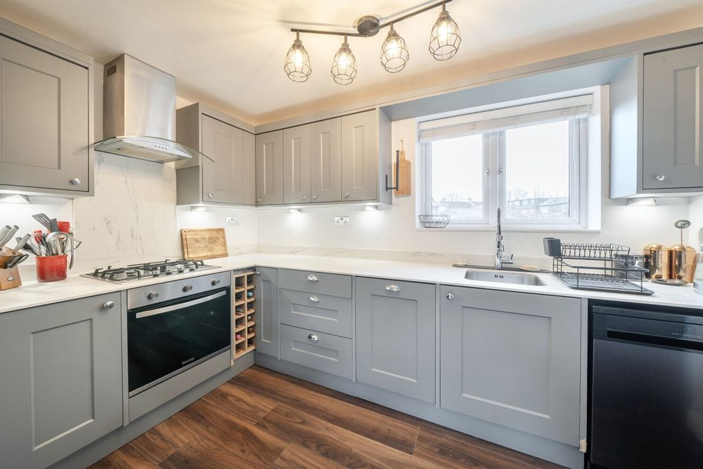 Property photo 2 of 13 Picture No. 09