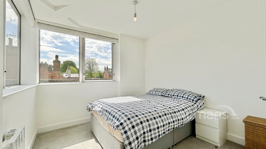 Property photo 3 of 9 Picture No. 04