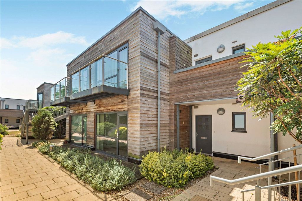 Property photo 1 of 10 Picture No. 04