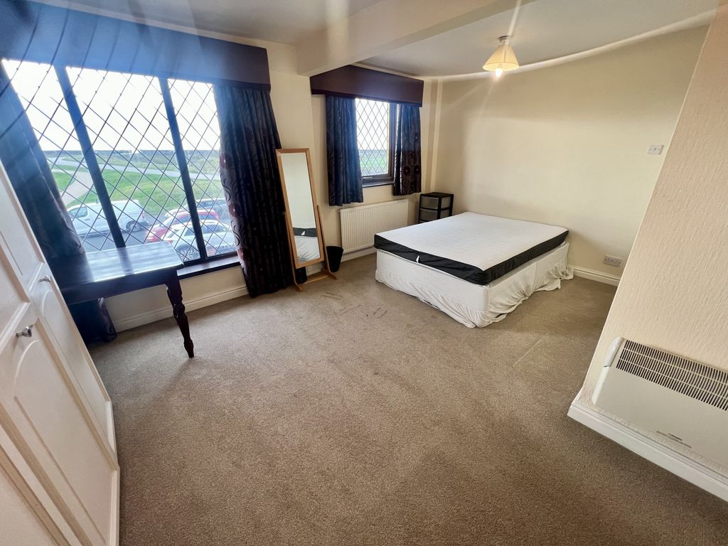 Additional image 14 of 4 bed detached house for salePrinces Way, Fleetwood FY7