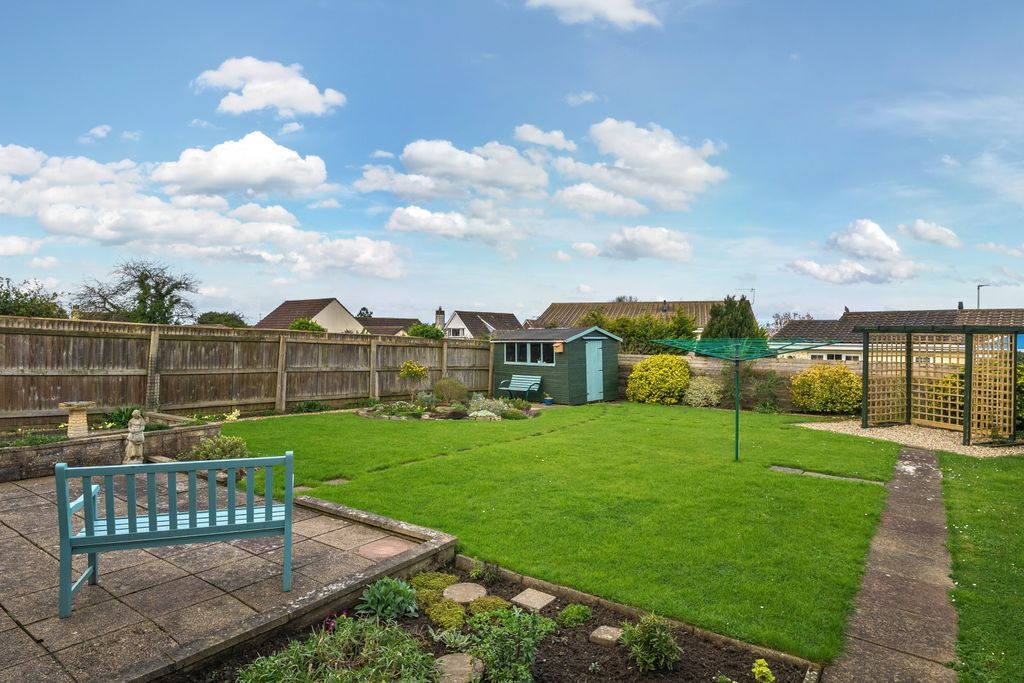 Property photo 2 of 21 1426027-19-69Affdfad8031