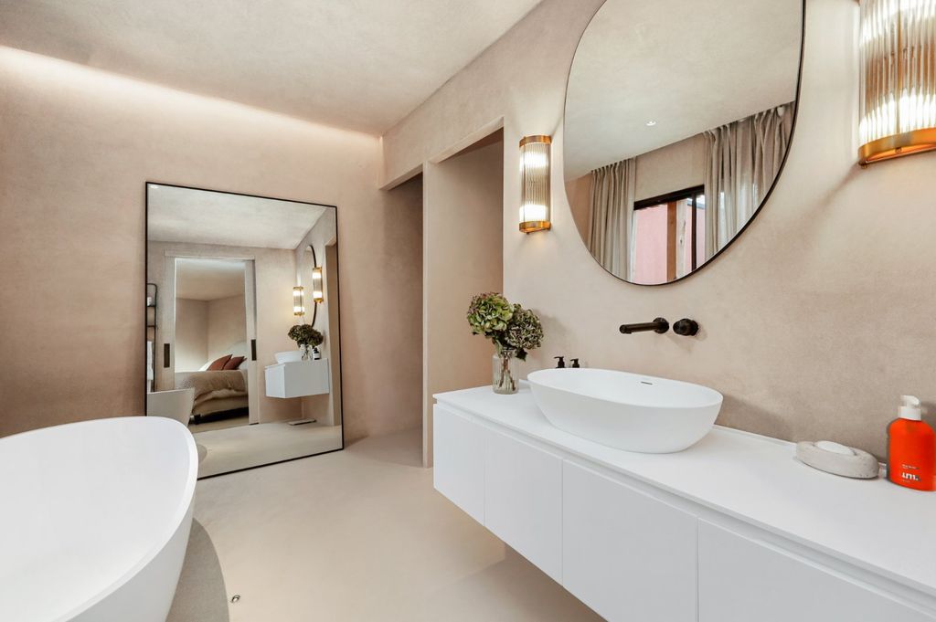 Property photo 3 of 29