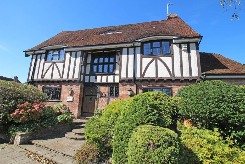 Property photo 1 of 22