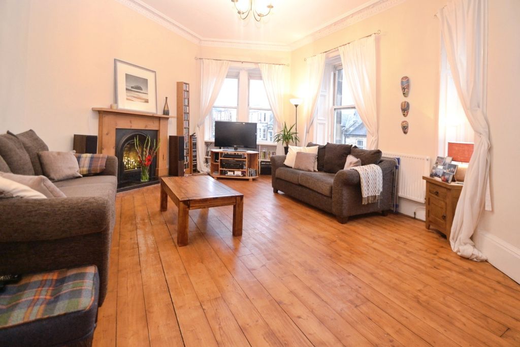 Property photo 3 of 6