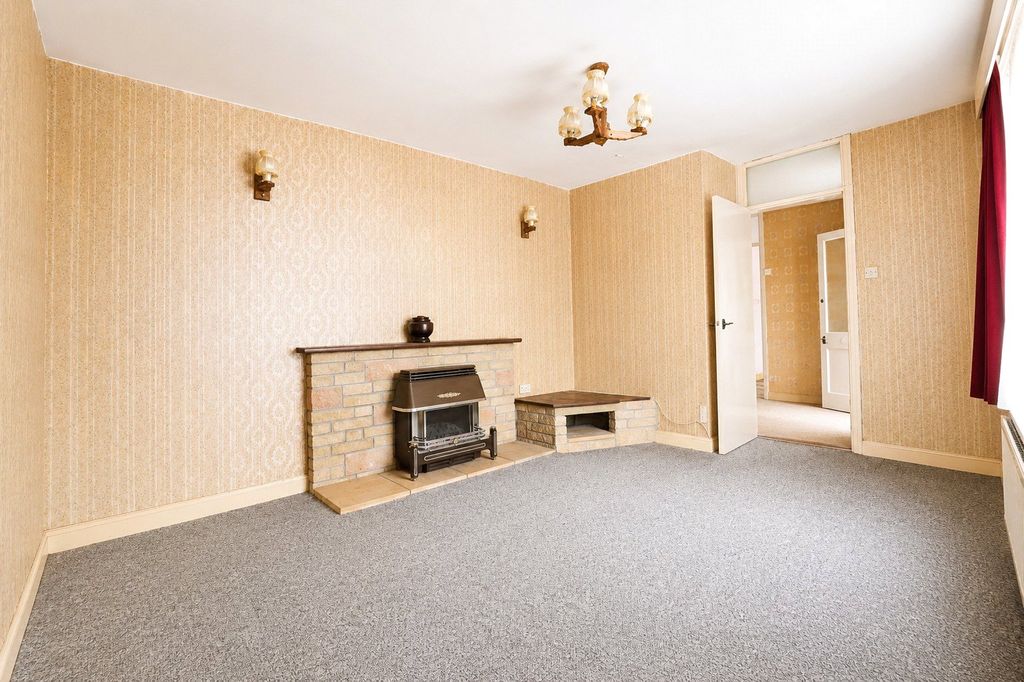 Property photo 3 of 13 3 - Picture No. 03