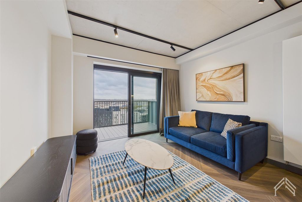 Property photo 1 of 16 Cam02700G0-Pr0422-Still002.Jpg