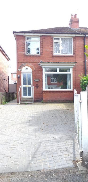 Property photo 1 of 2
