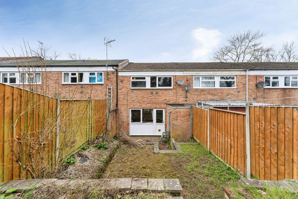 Property photo 2 of 11