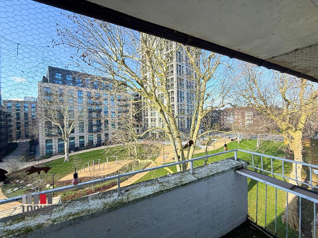 Property photo 3 of 9 Photo 3