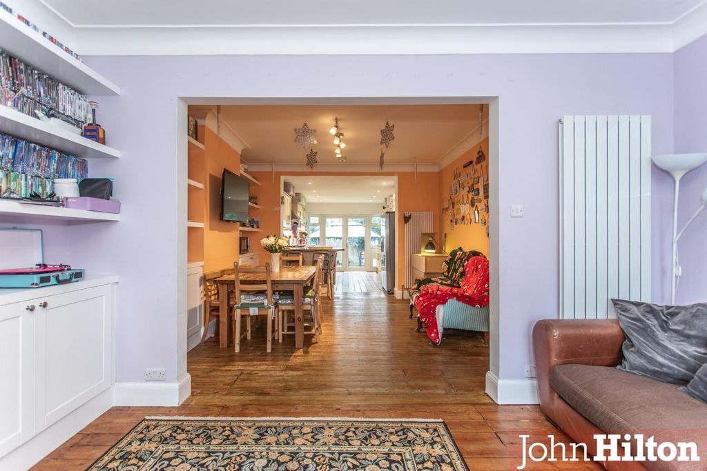 Property photo 3 of 22 Welbeck Avenue17.Jpg