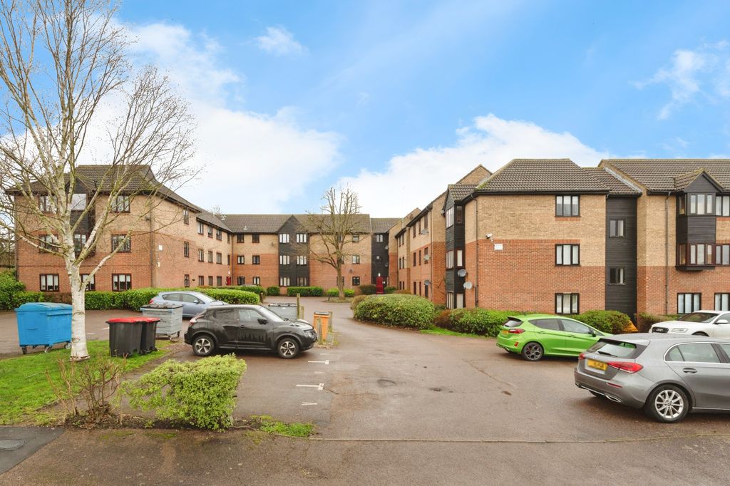 Property photo 2 of 15