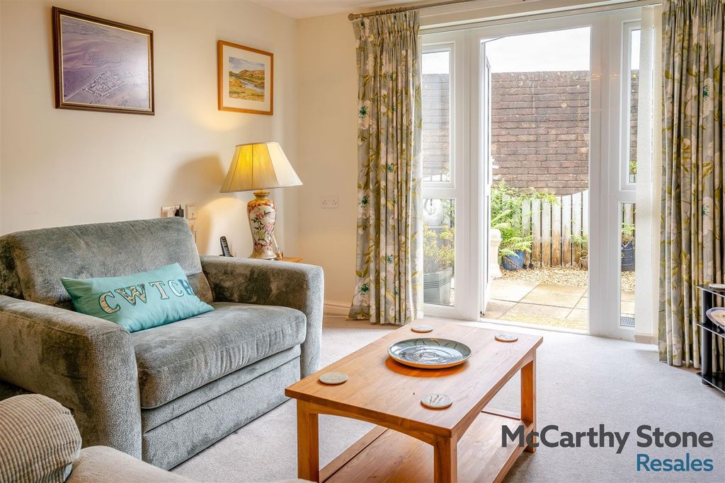 Additional image 10 of 1 bed flat for saleMiddleton Court, Picton Avenue, Porthcawl CF36