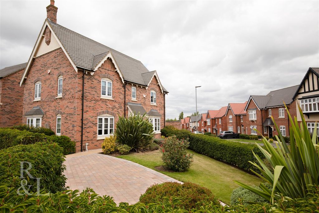 Property photo 1 of 27 5Y8A5342.Jpg