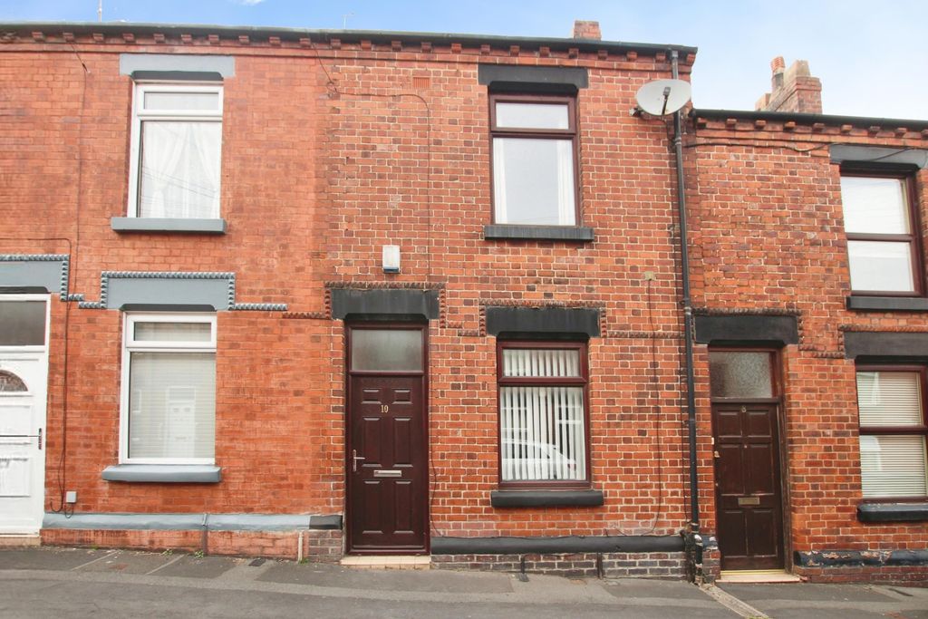 Property photo 1 of 11