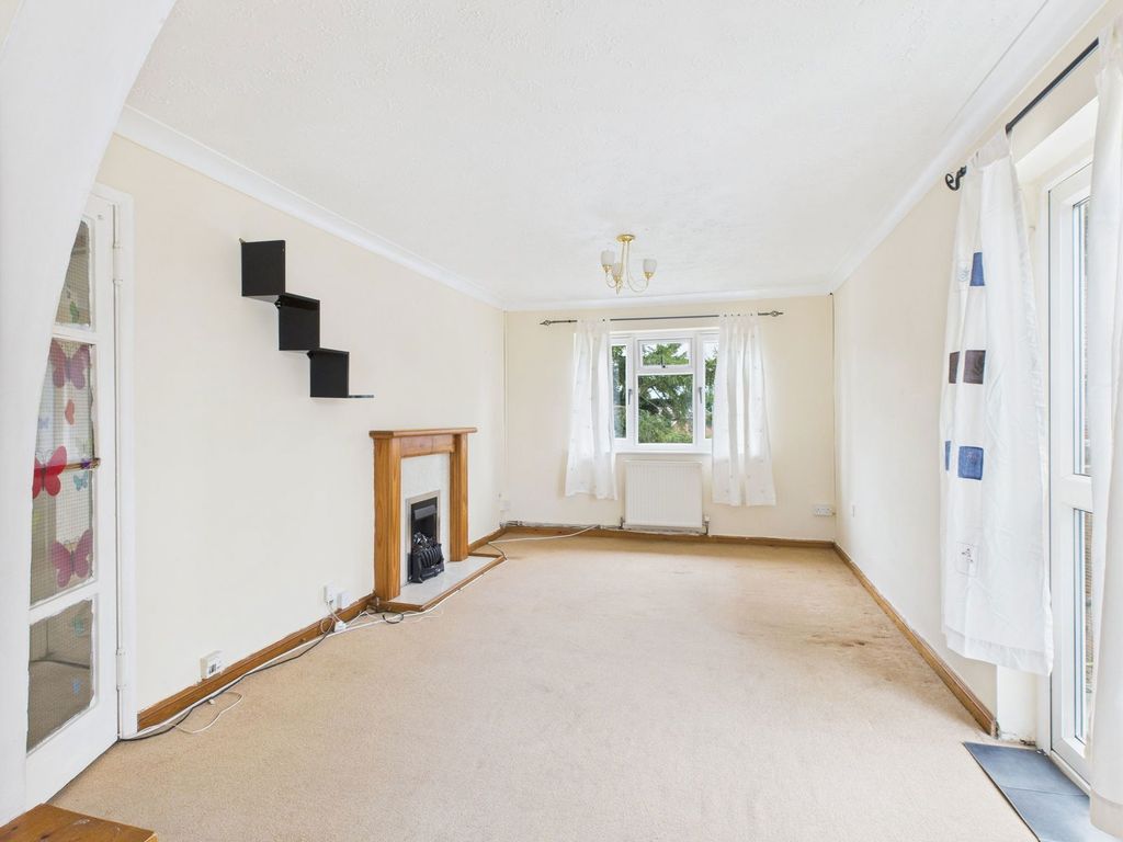 Property photo 3 of 9