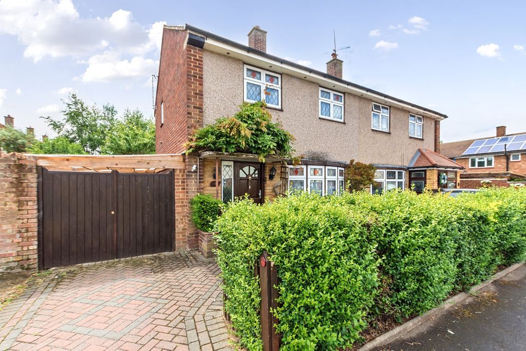 Property photo 1 of 12